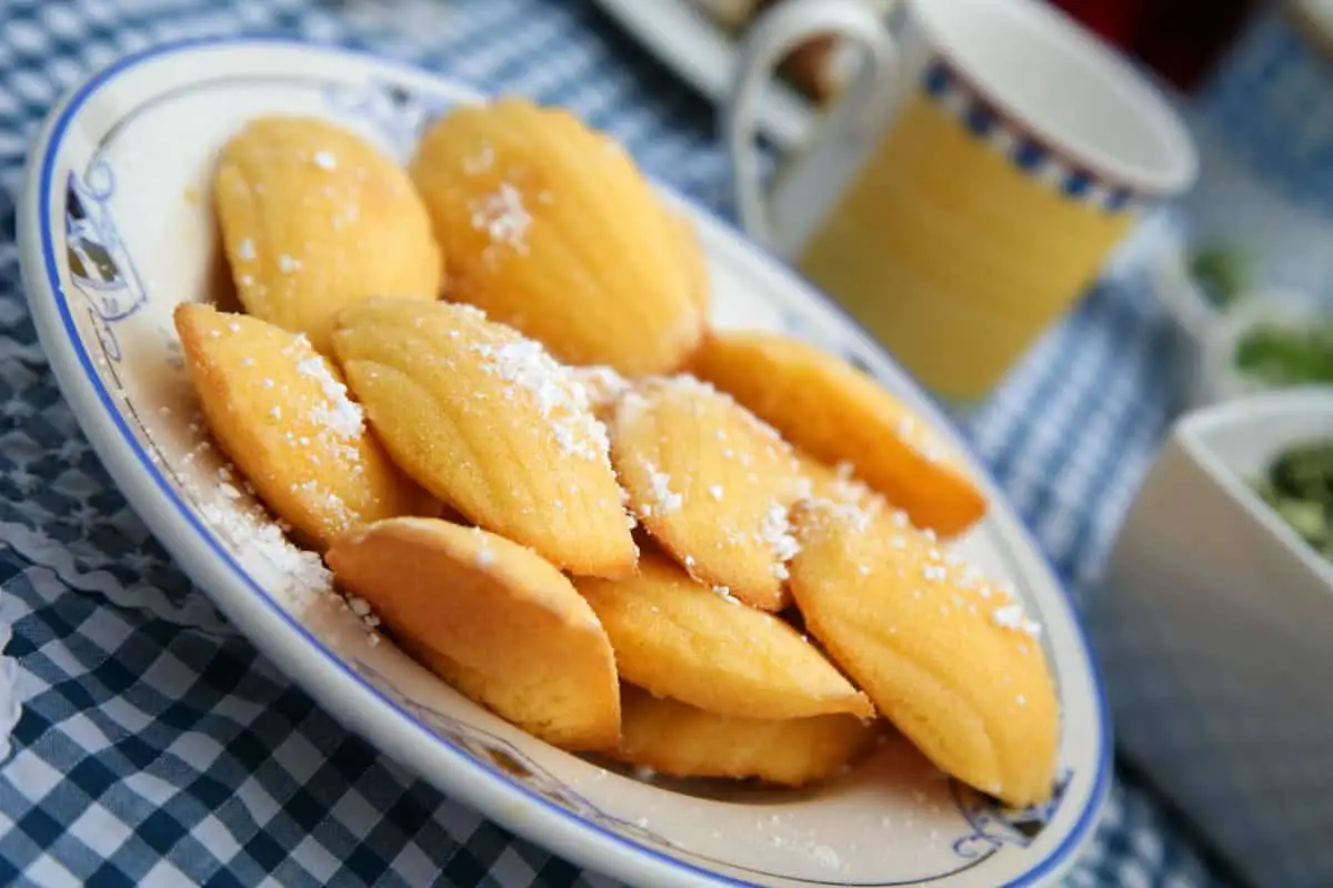 Madeleines Moelleuses Au Citron Un D Lice L Ger Et Parfum