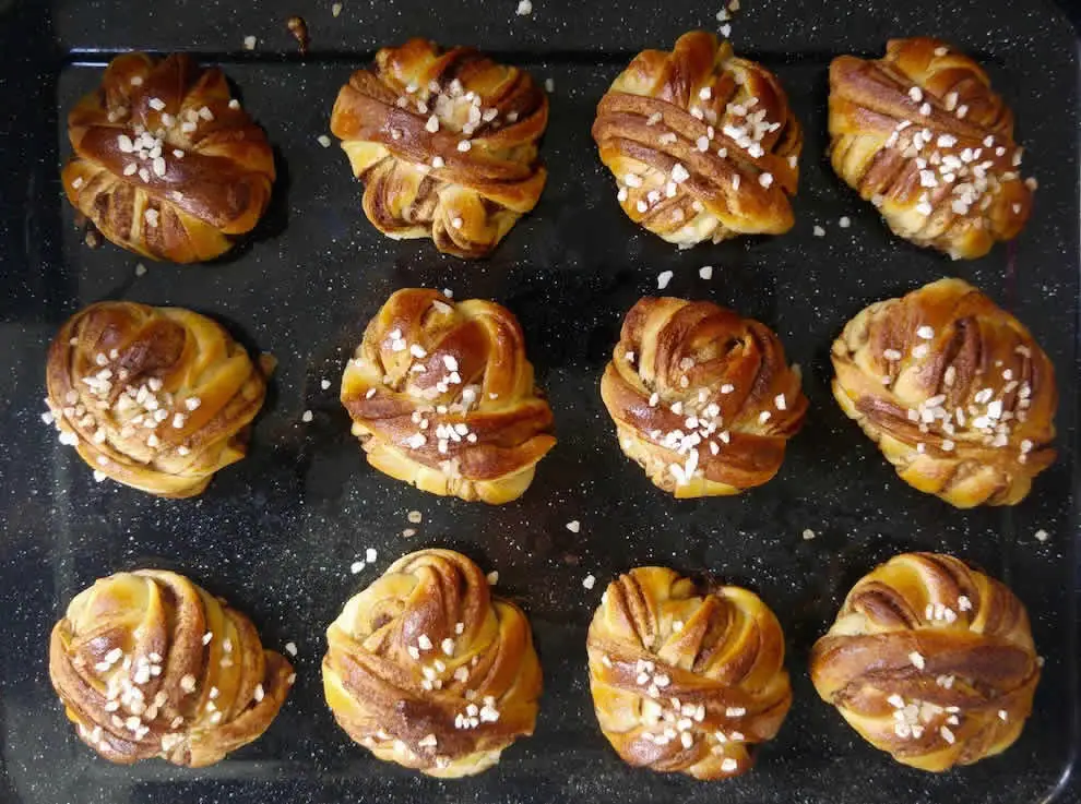 Kanelbulle Brioches A La Cannelle Au Thermomix Thermoblogs Agregateur De Recettes Thermomix