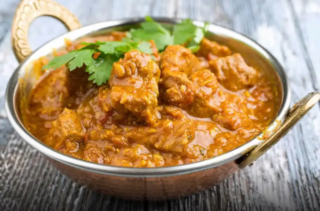 Poulet au curry et fromage blanc : Délicieux et rassasiant