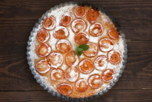 Clafoutis aux Abricots au Thermomix : Un Dessert Estival Irrésistible en Un Tour de Main