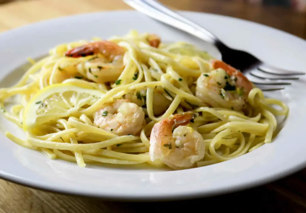 Linguine aux Poireaux et aux Crevettes au Thermomix : Un Festin de la Mer en Un Tour de Main