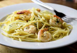 Linguine aux Poireaux et aux Crevettes au Thermomix : Un Festin de la Mer en Un Tour de Main