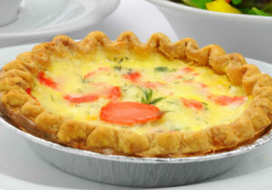 Quiche au Saumon Fumé et aux Tomates : L'Élégance Savoureuse dans votre Assiette