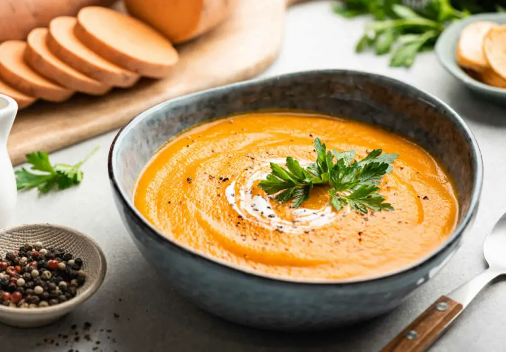 Velouté de patates douces et carottes au Thermomix : le câlin en bol qui réchauffe corps et âme