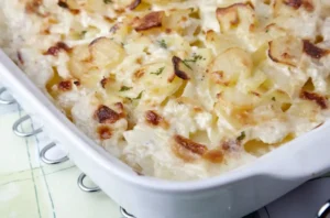 Gratin Dauphinois au Confit de Canard : La Fusion Parfaite des Saveurs